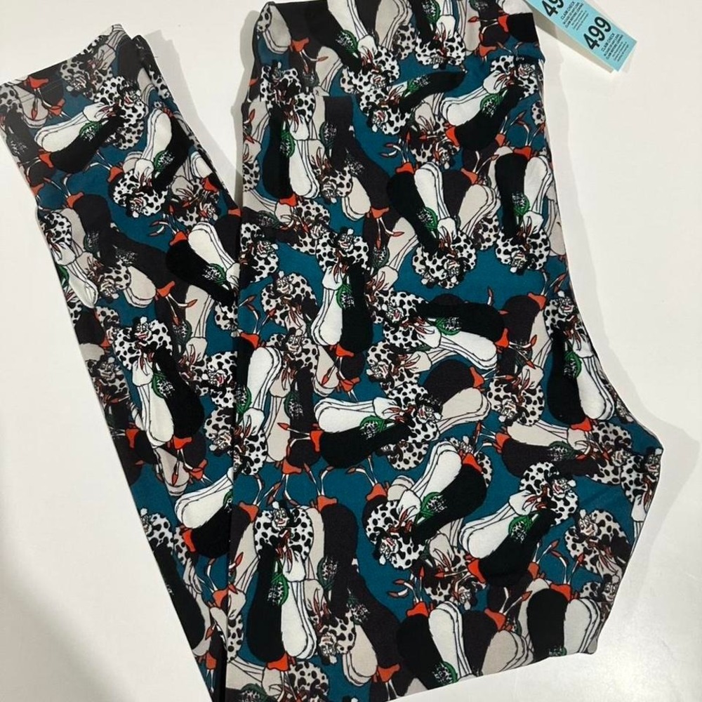New Old Stock LuLaRoe Disney Leggings Size‎ TC2